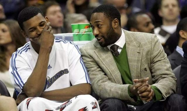 一是限制F 一是限制F